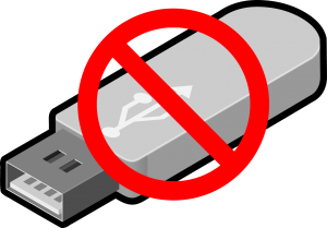 Dibujo de una memoria USB con una señal superpuesta de prohibido